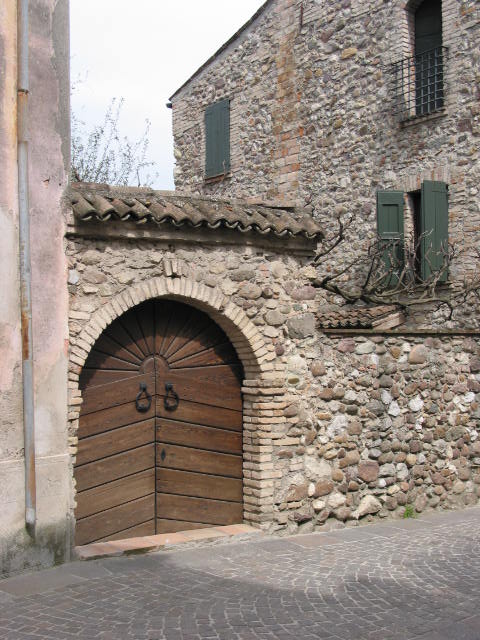 Castellaro in ombra