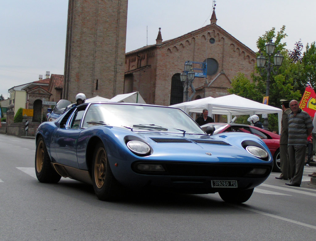 Lamborghini Miura