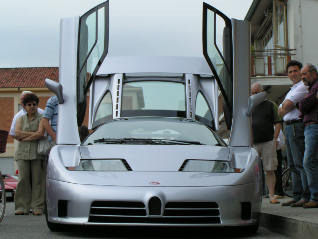 Bugatti EB110