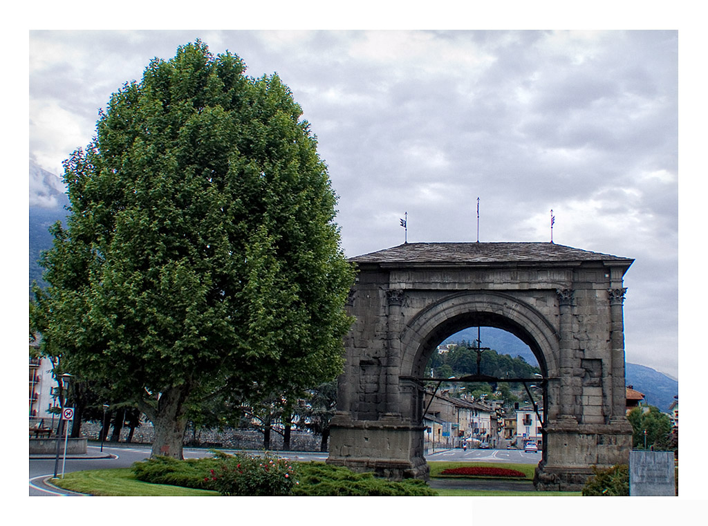 Arco d'Augusto