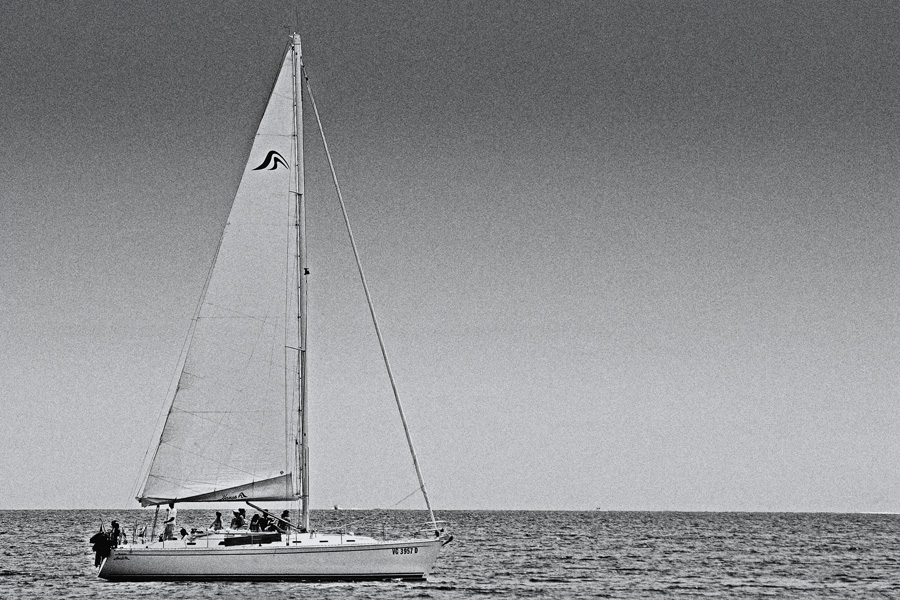 Barca a vela B&W.