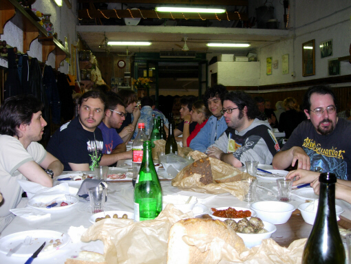 Una foto di gruppo e campo di battaglia...