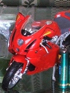 s5500-200iso-crop2.jpg
