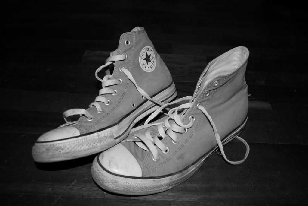 converse B&W
