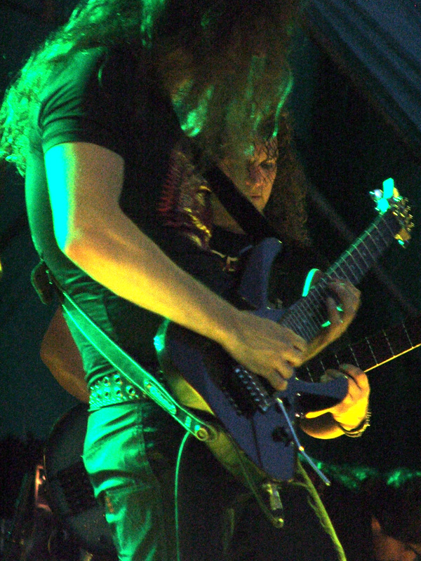 Kiko Louriero, solo - Angra
