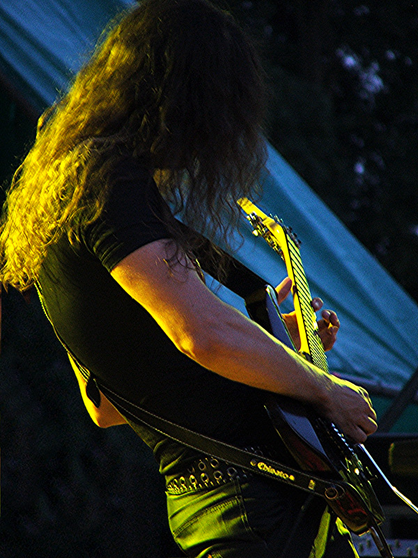 Kiko Louriero, solo 2 - Angra