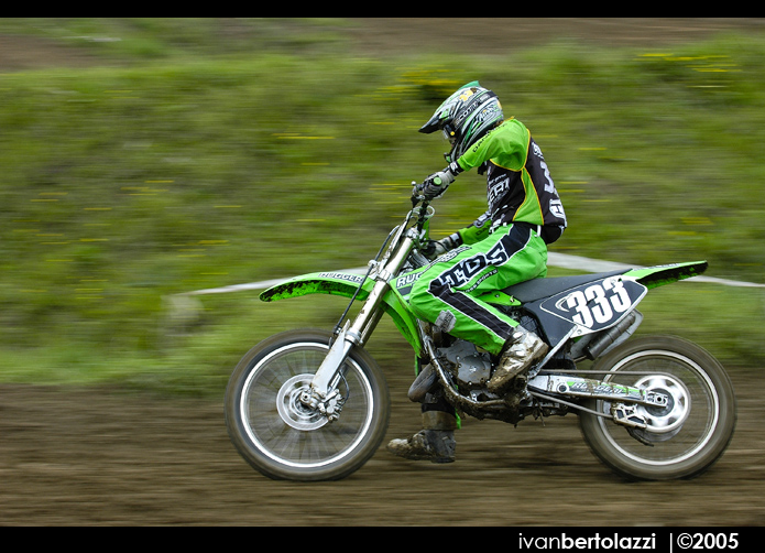 Cross-panning