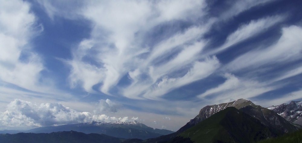 nuvole sul vettore