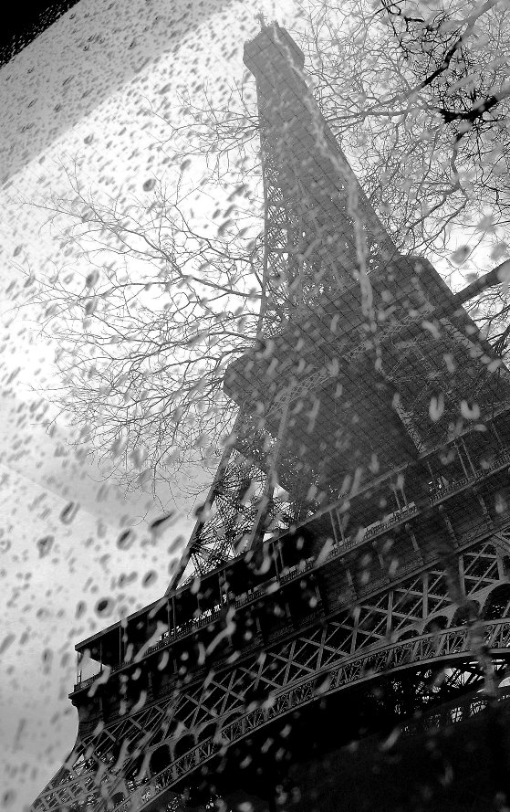 il pleut aussi  Paris