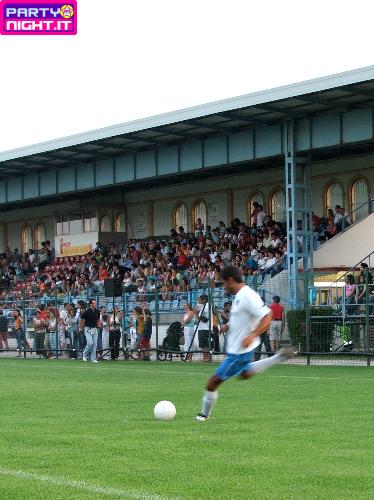 Questo  un calcio di punizione