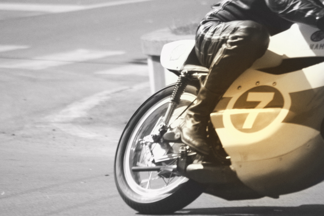 Moto Old style.