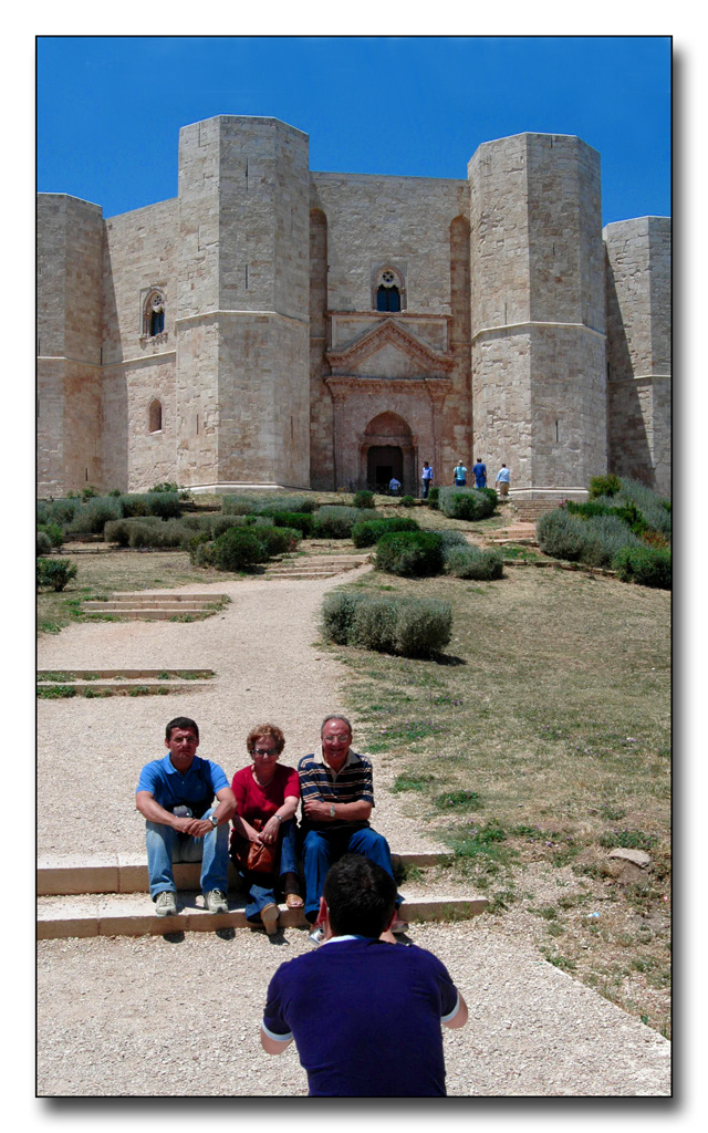 ...Castel del Monte...
