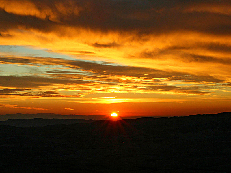 Tramonto a Volterra