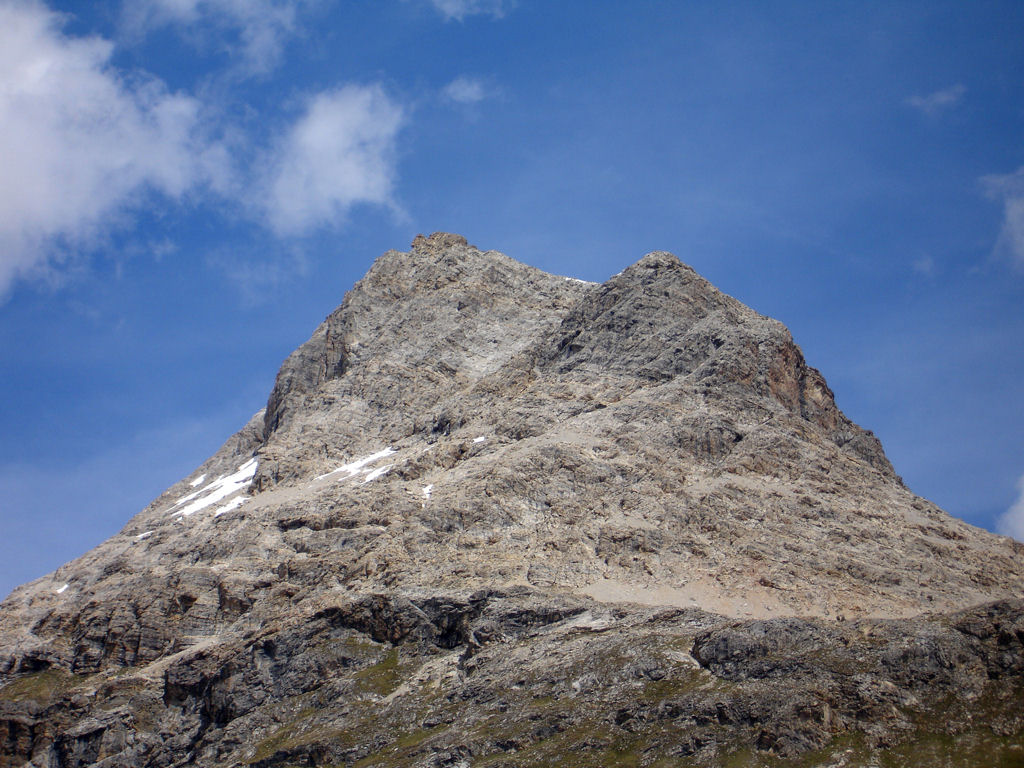 MOUNTAIN 001