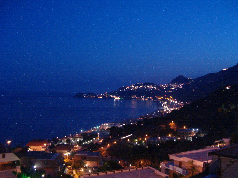 Letojanni di notte