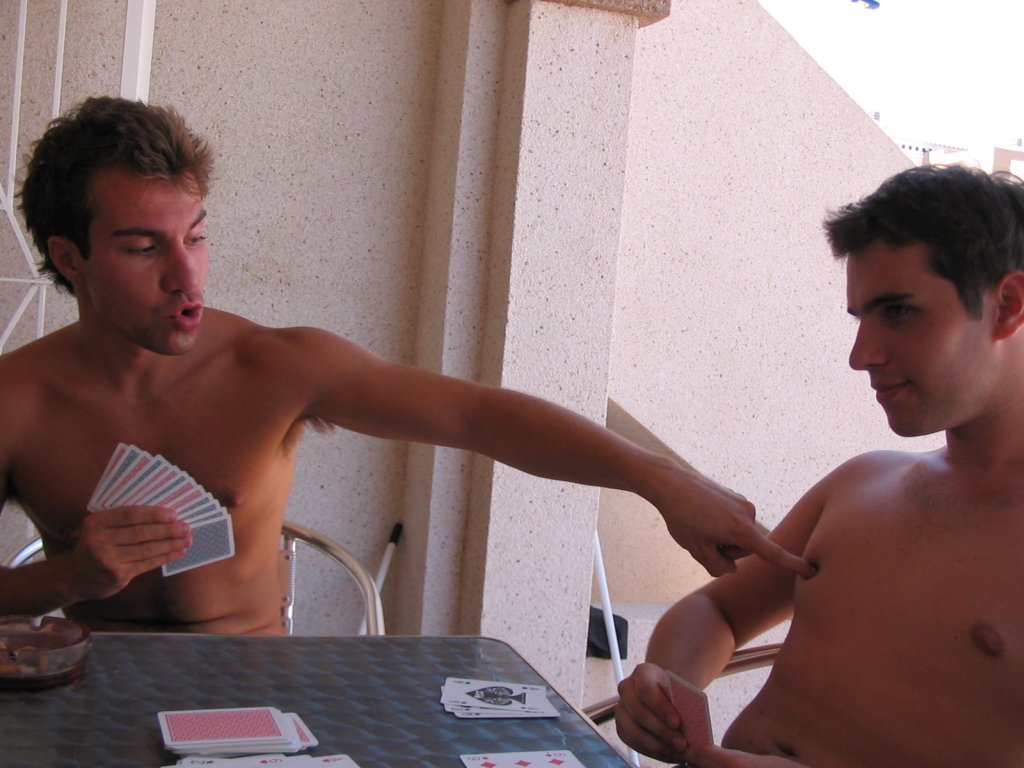 ragazzo con le tettine!!