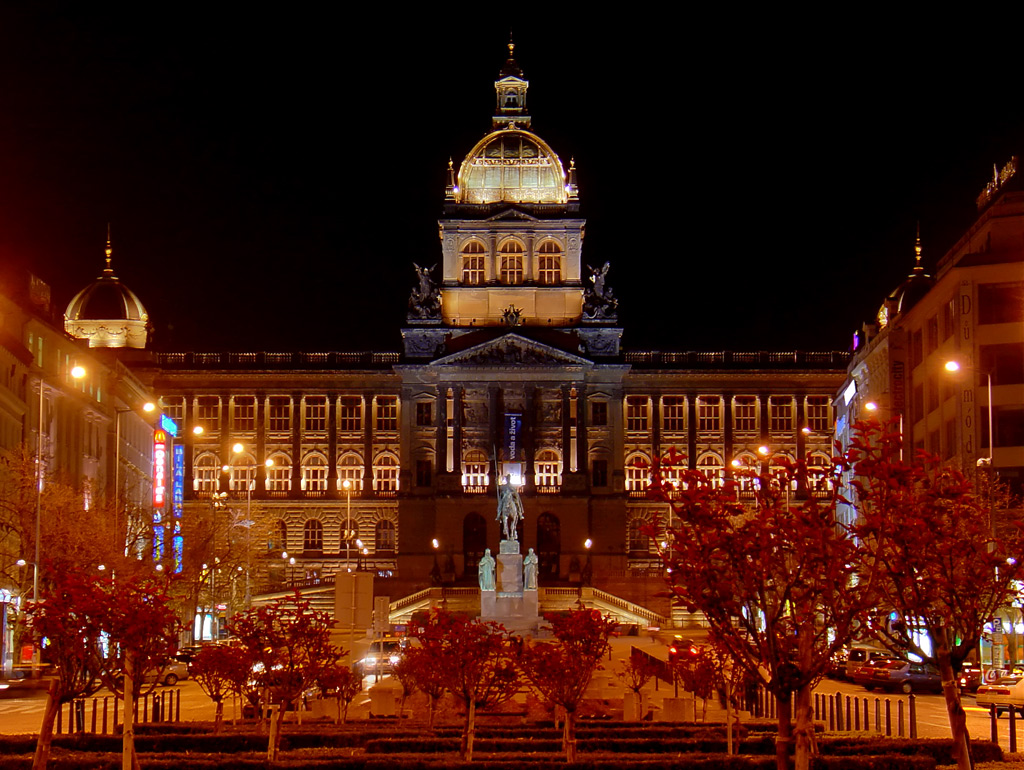 Praga By Night