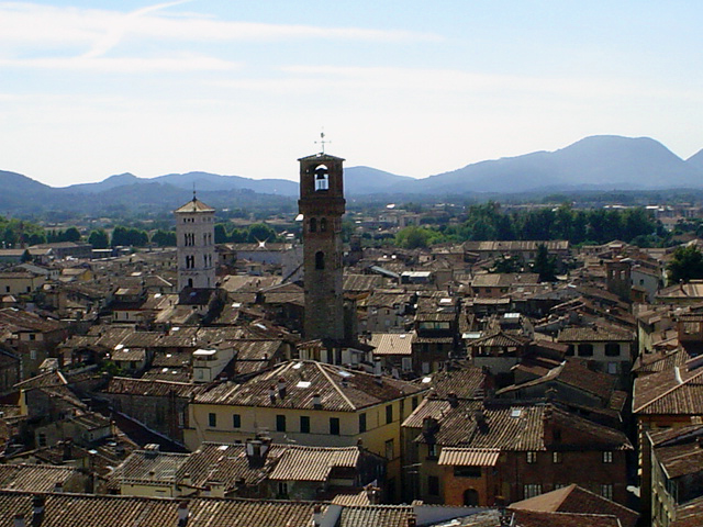 Lucca vista dall'alto