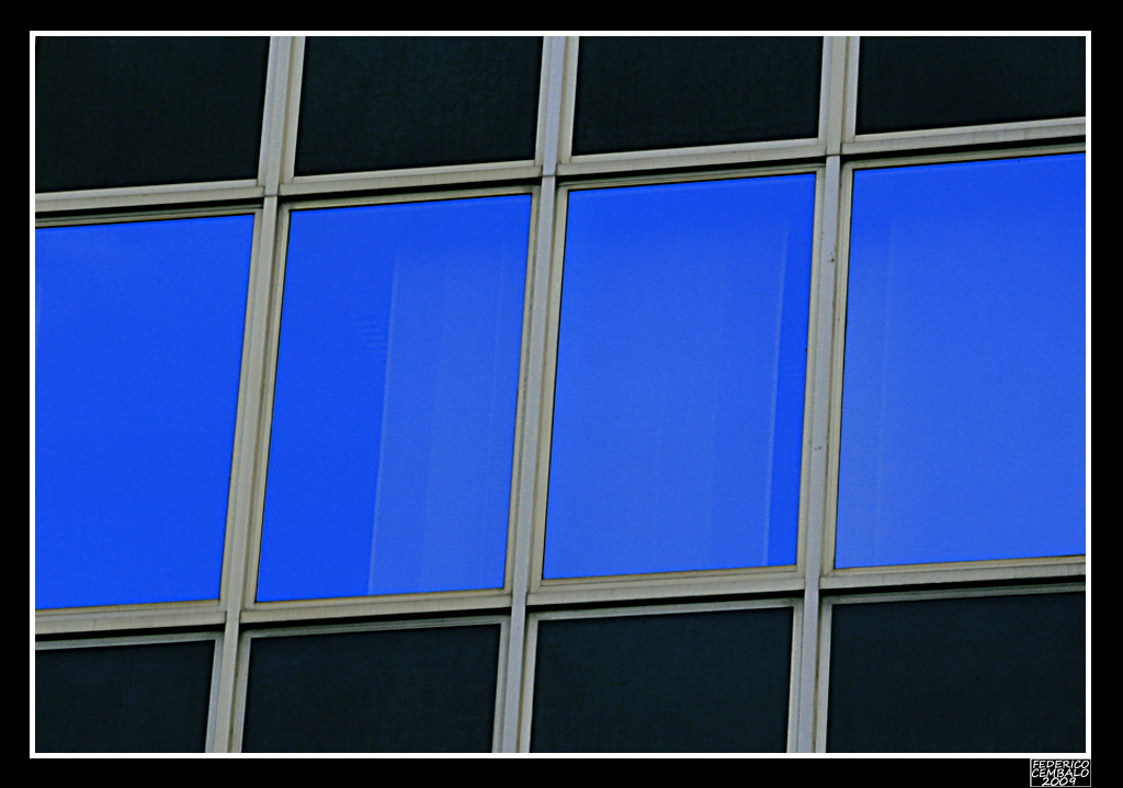 Nero e blu