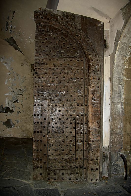 Porta degli annunci.