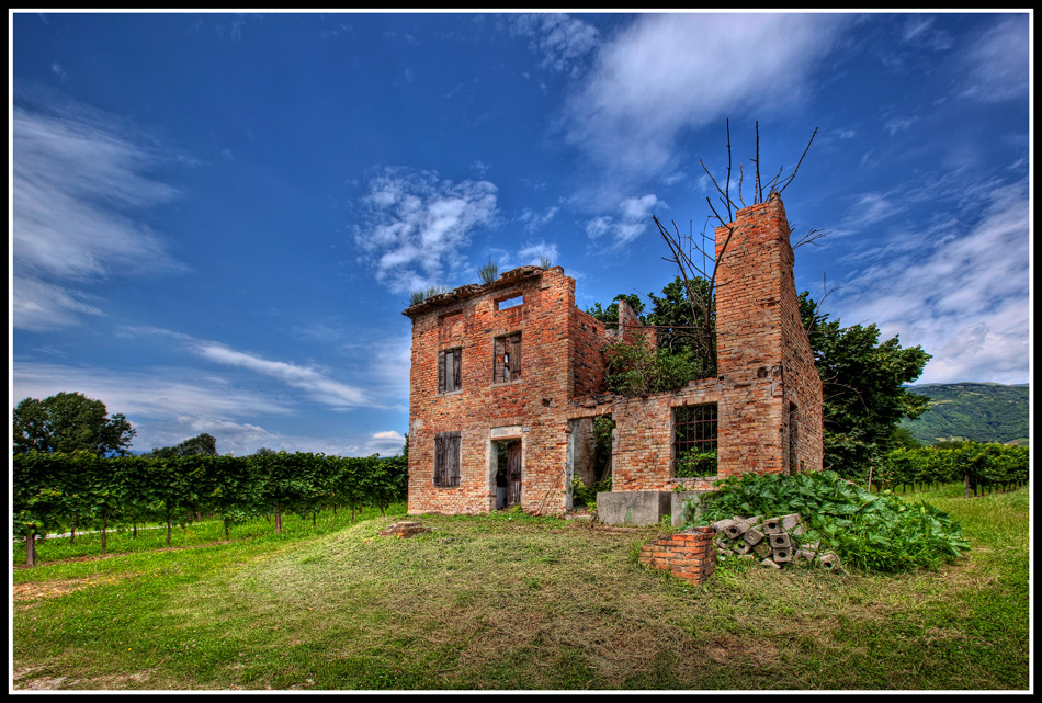 ... Casolari nella terra del prosecco ...