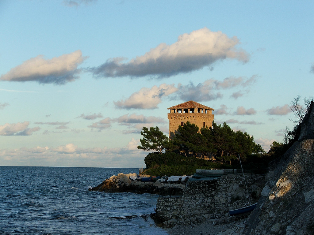 TORRE