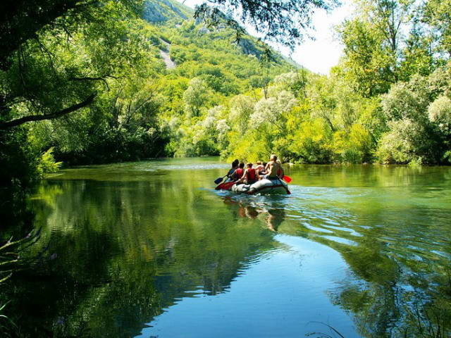 Rafting on Cetina's Canyon