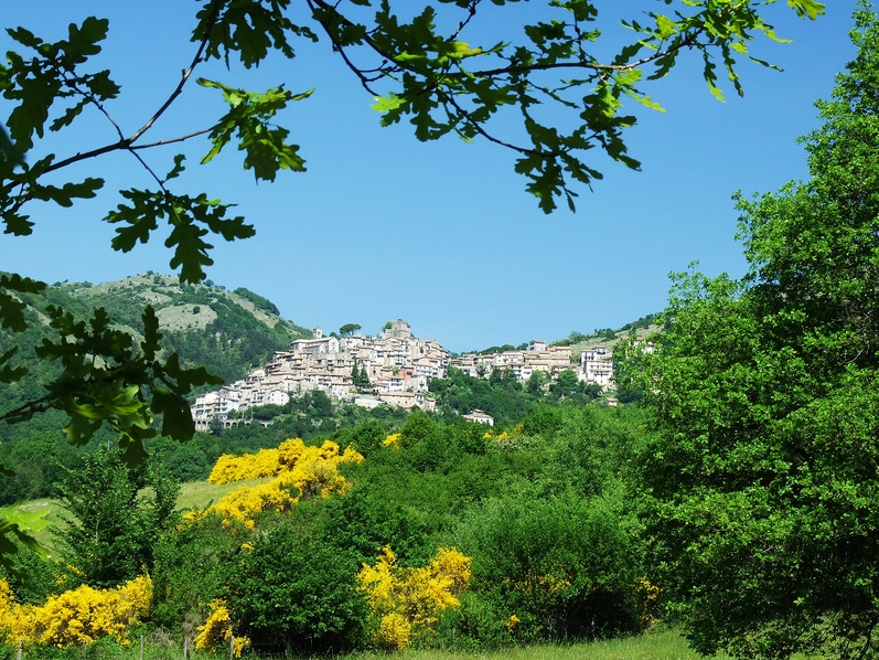 Paese