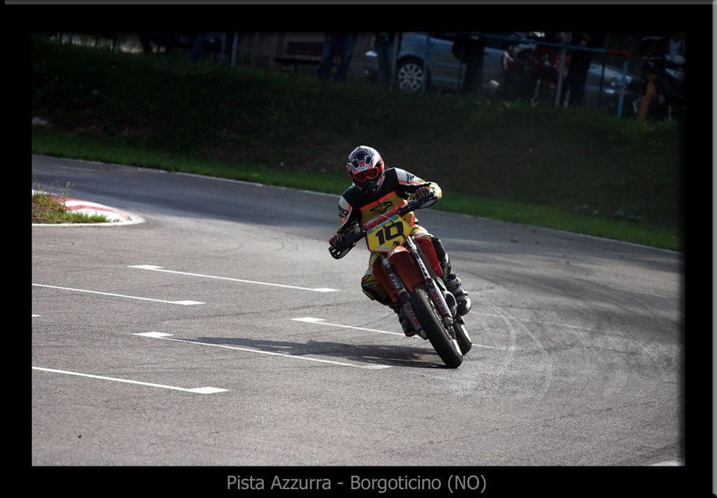 Motard1