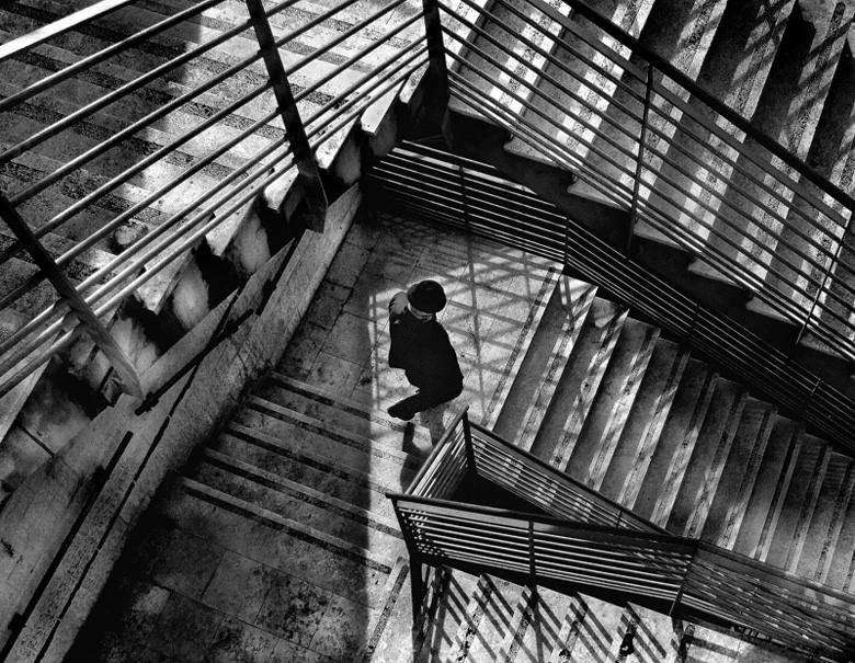 l'arrivo (di Luigi Benedetti)
