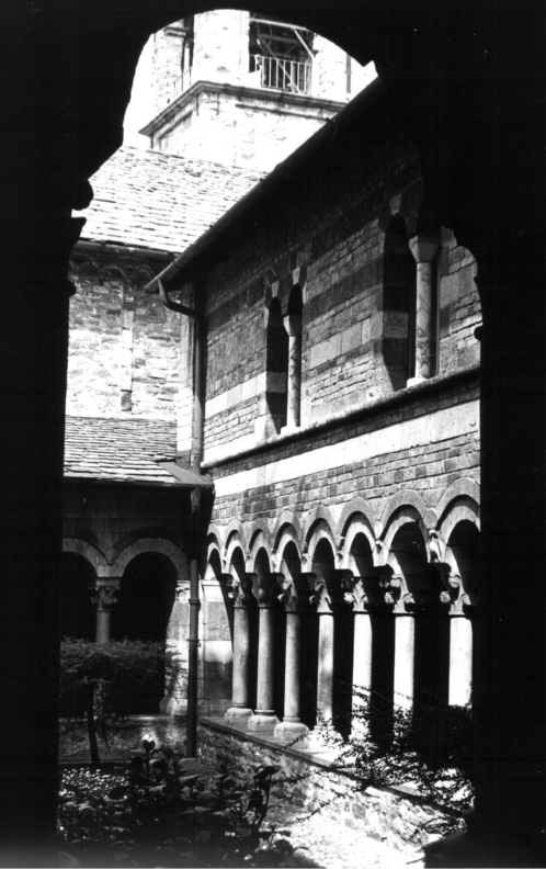 Piona chiostro