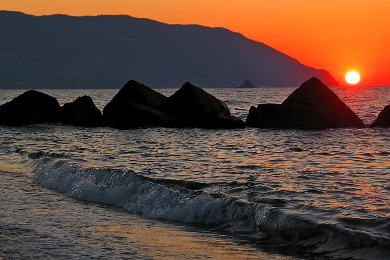 Mare - Tramonto a Mongiove