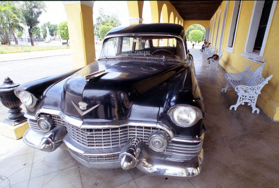 el coche funebre