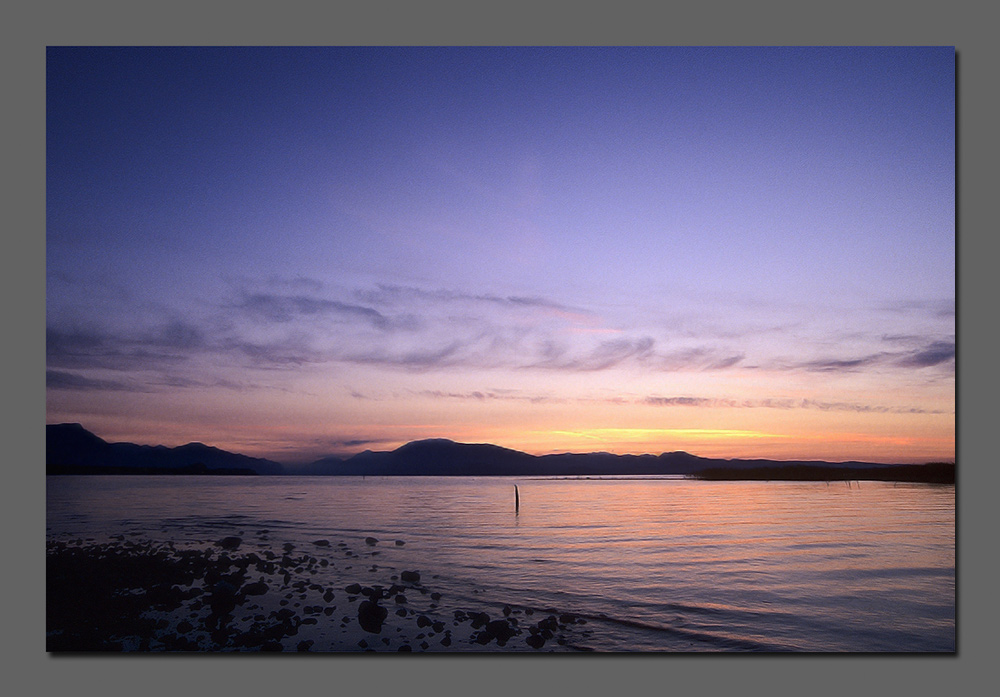 Alba sul lago