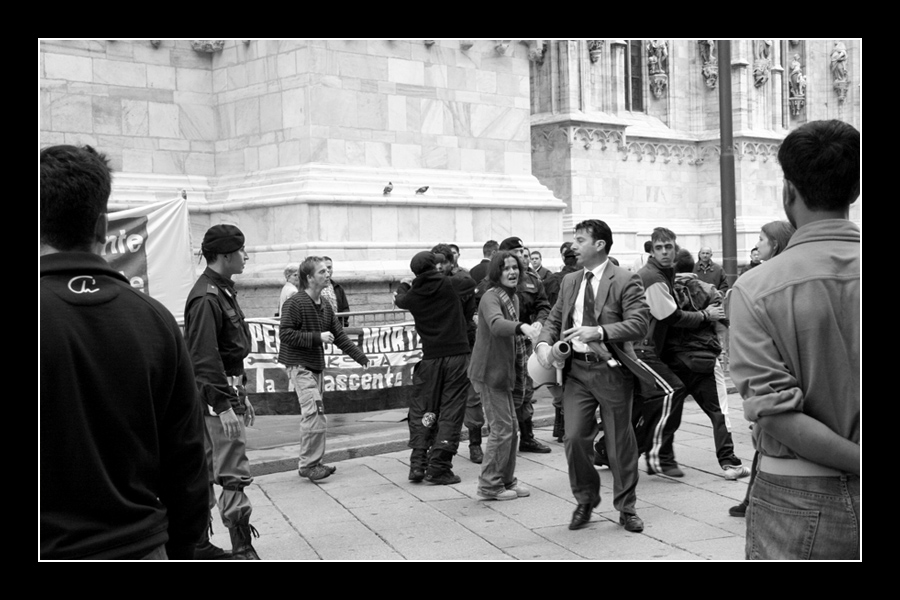 Protesta contro laRinascente - Milano