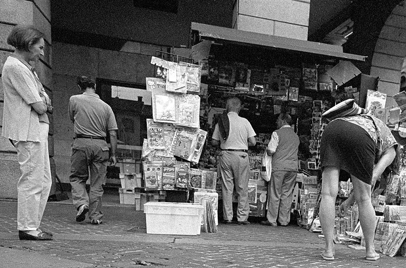 improvvisamente, im..PETO DI CUL...tura