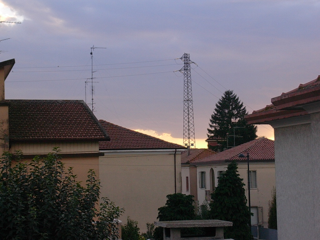 uno squarcio della via