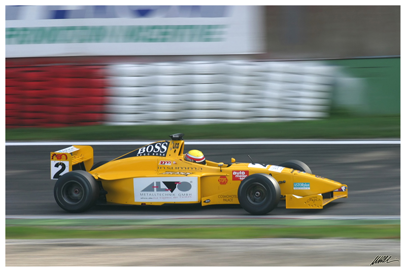 f3000_gialla_3