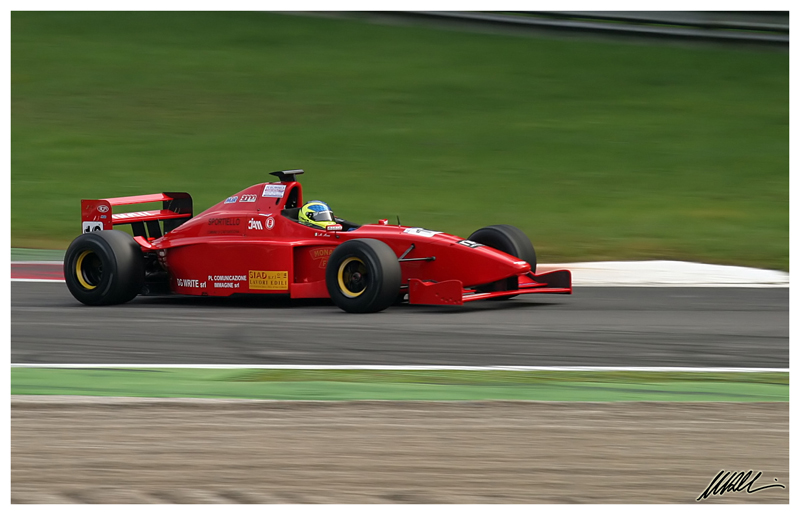 f3000_rossa