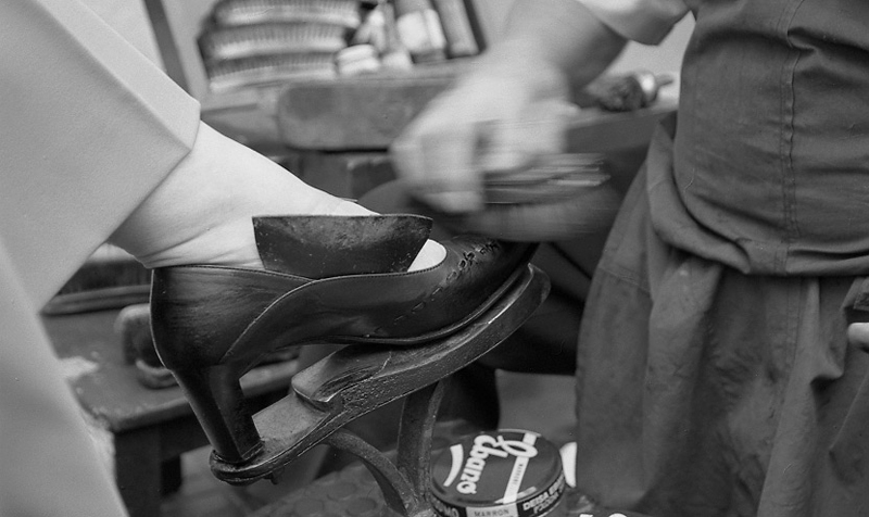 Il lucida scarpe