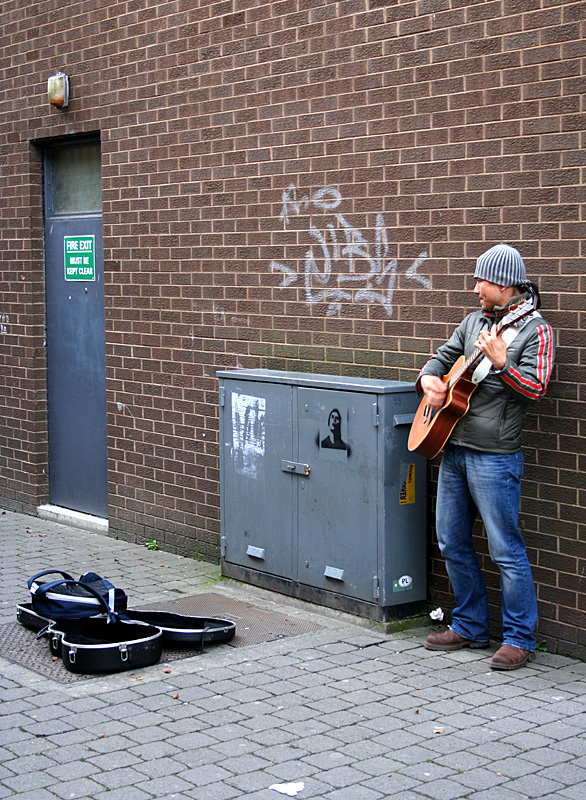 Street Singer