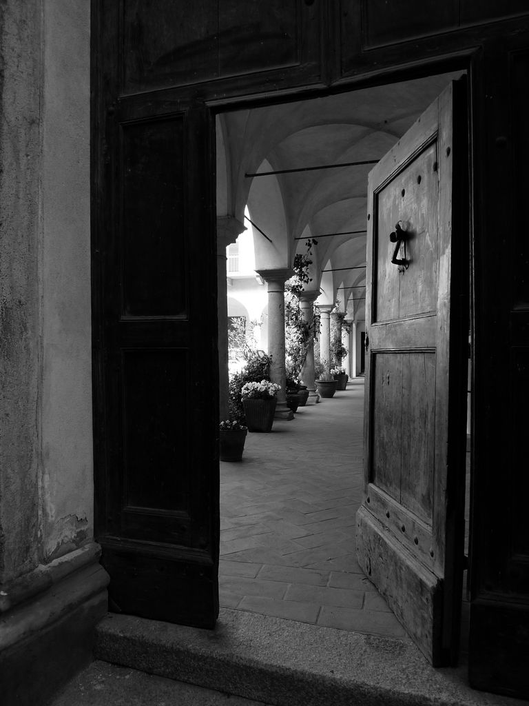 Sulla soglia