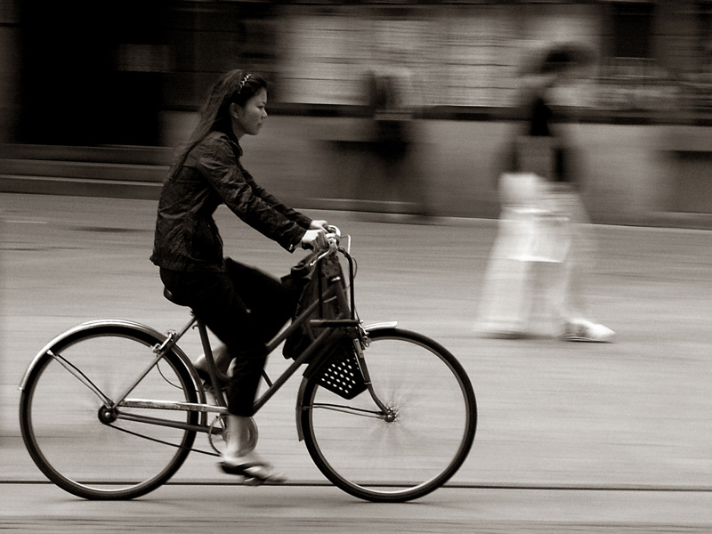 a milano: passanti
