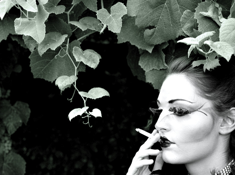 B/W DOLL