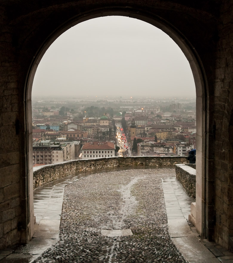 Porta sulla citta'