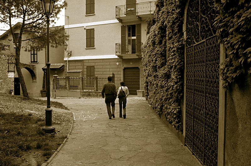 Como - due presenze in risveglio autunnale