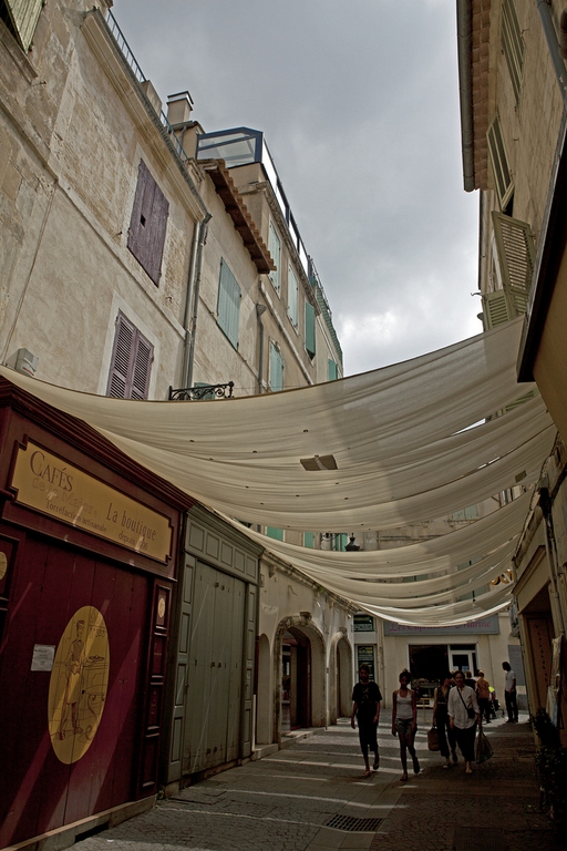 quattro passi all'ombra