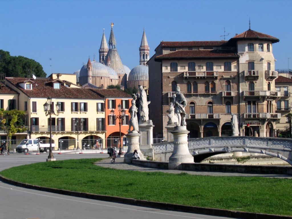 Piazza del campo Padova