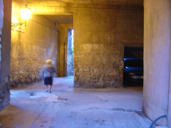 Vecchi fantasmi