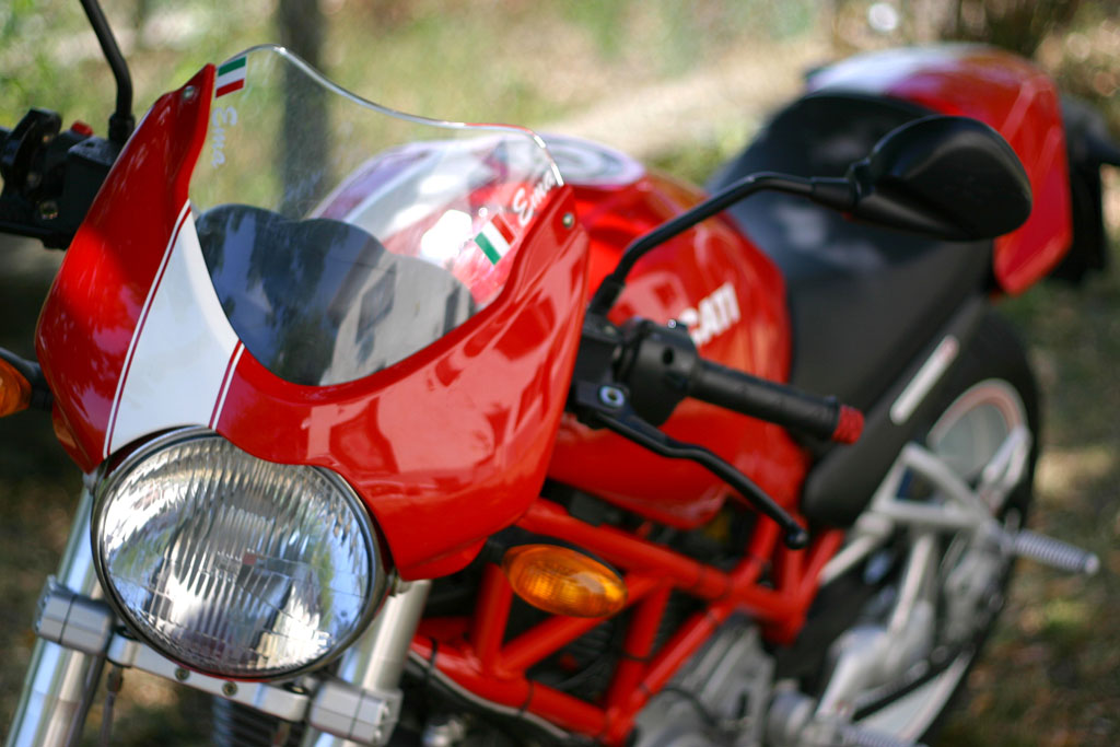 Ducati Monster S2R